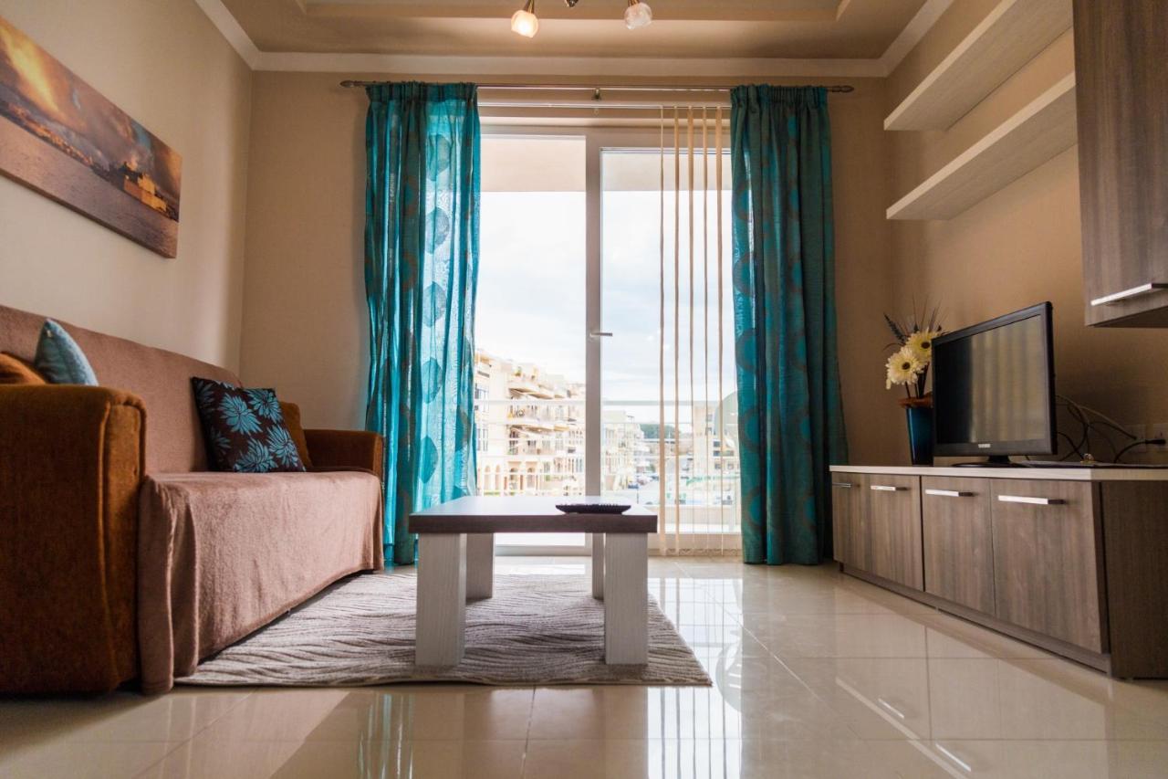 Riviera Holiday Apartments - Seafront - Wifi Marsaskala Extérieur photo