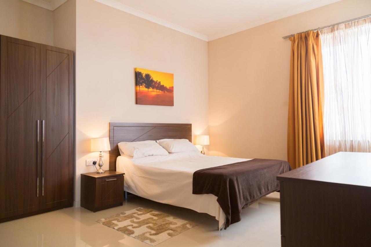 Riviera Holiday Apartments - Seafront - Wifi Marsaskala Extérieur photo