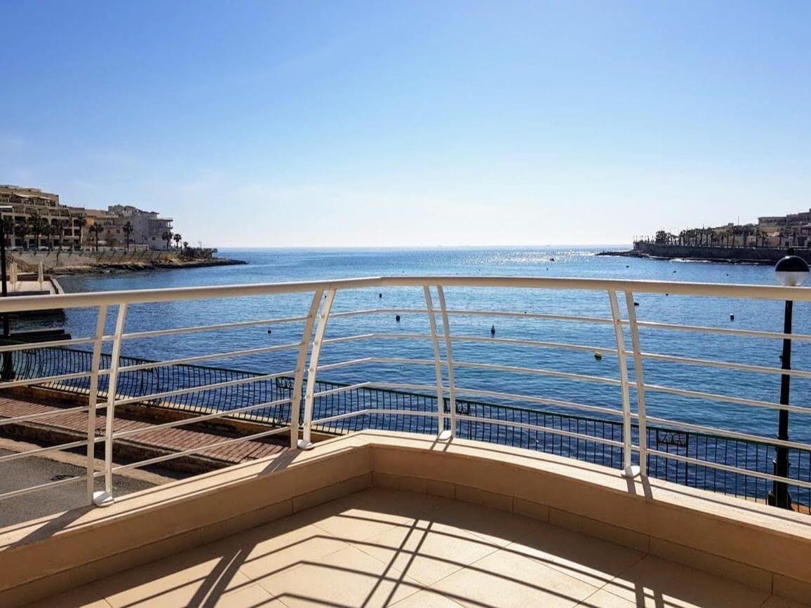 Riviera Holiday Apartments - Seafront - Wifi Marsaskala Chambre photo
