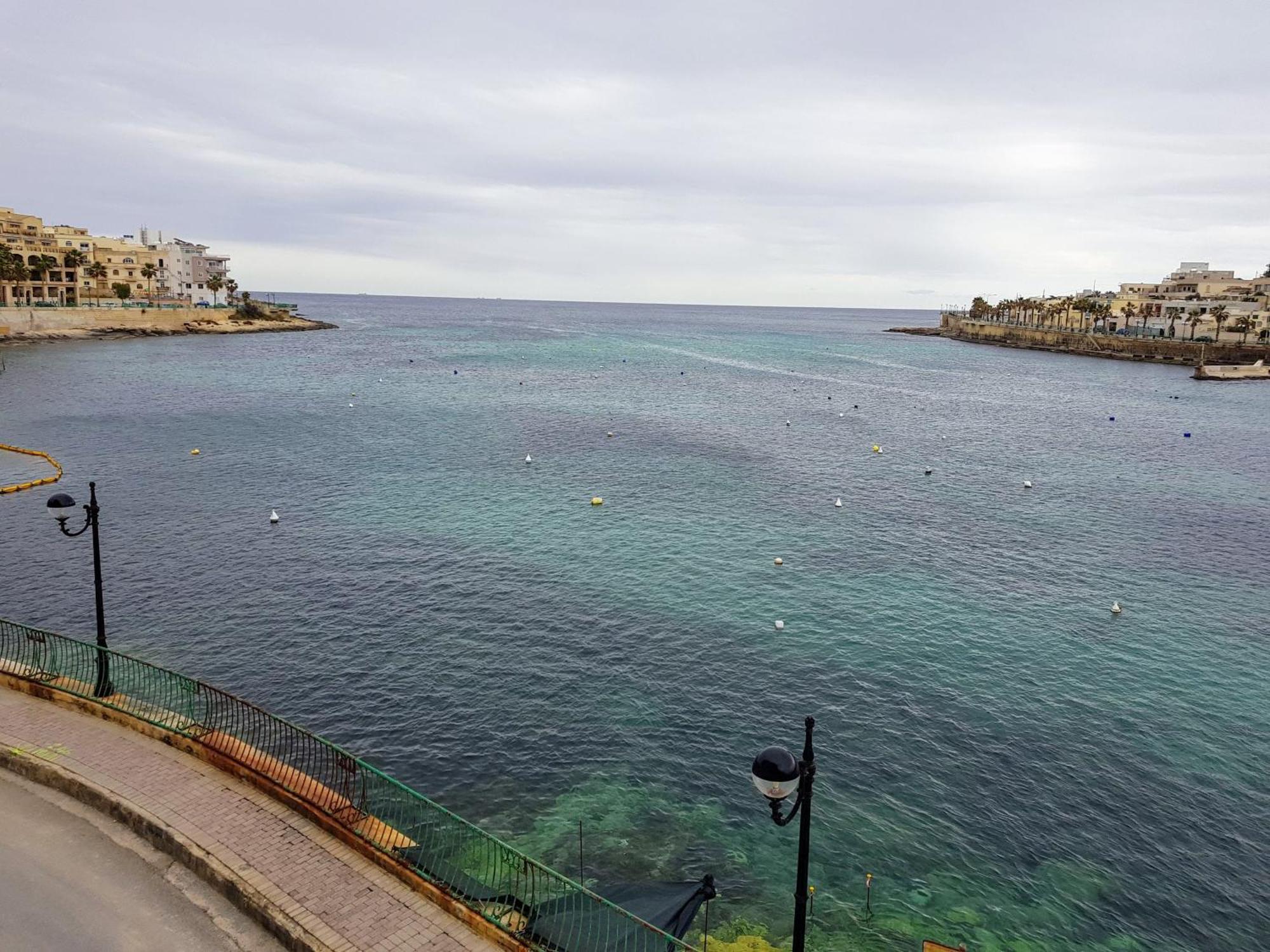 Riviera Holiday Apartments - Seafront - Wifi Marsaskala Chambre photo